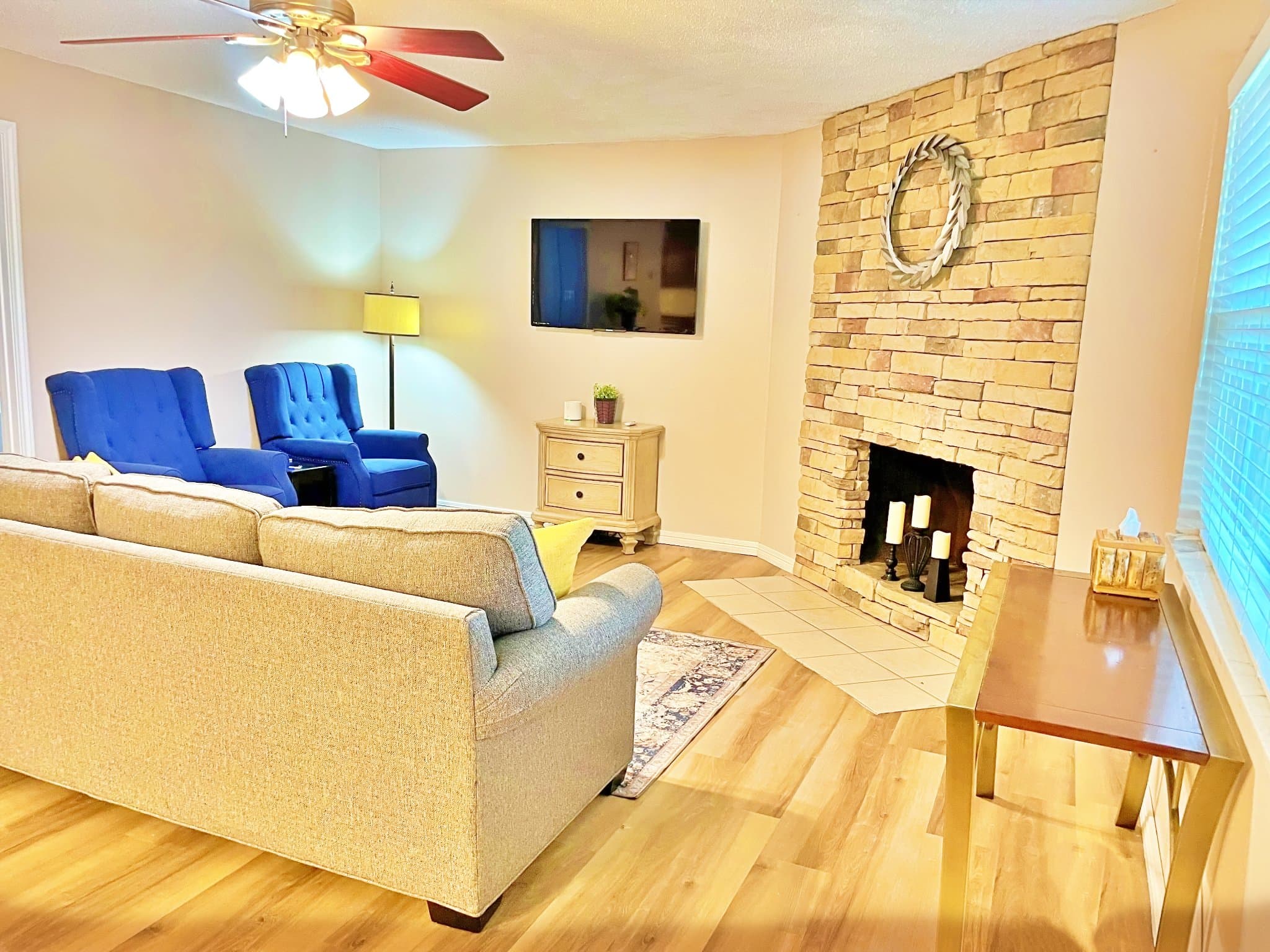 Fully Furnished Crew Housing | 6 Beds | Truck Parking | Mead/Durant OK